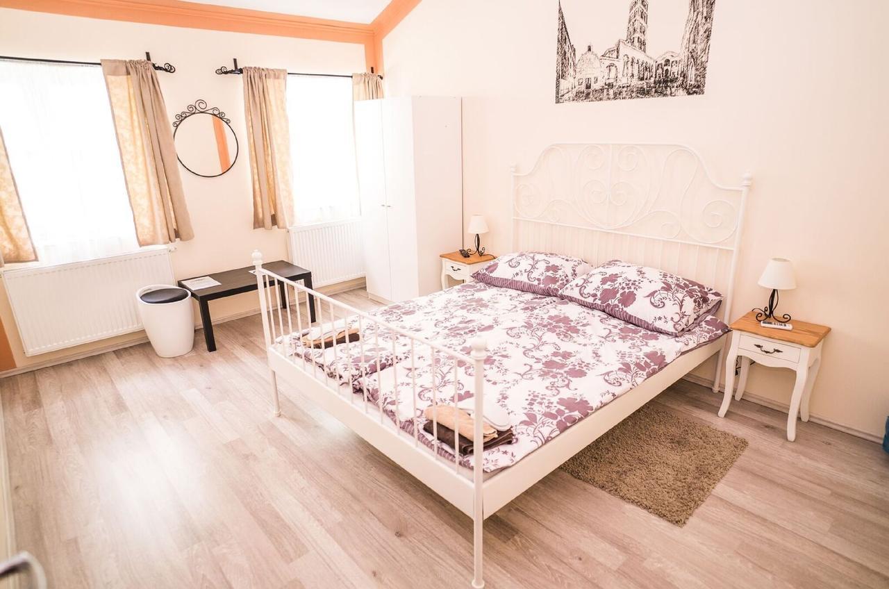 Boutique Hostel Kings N' Queens Zagreb Cameră foto