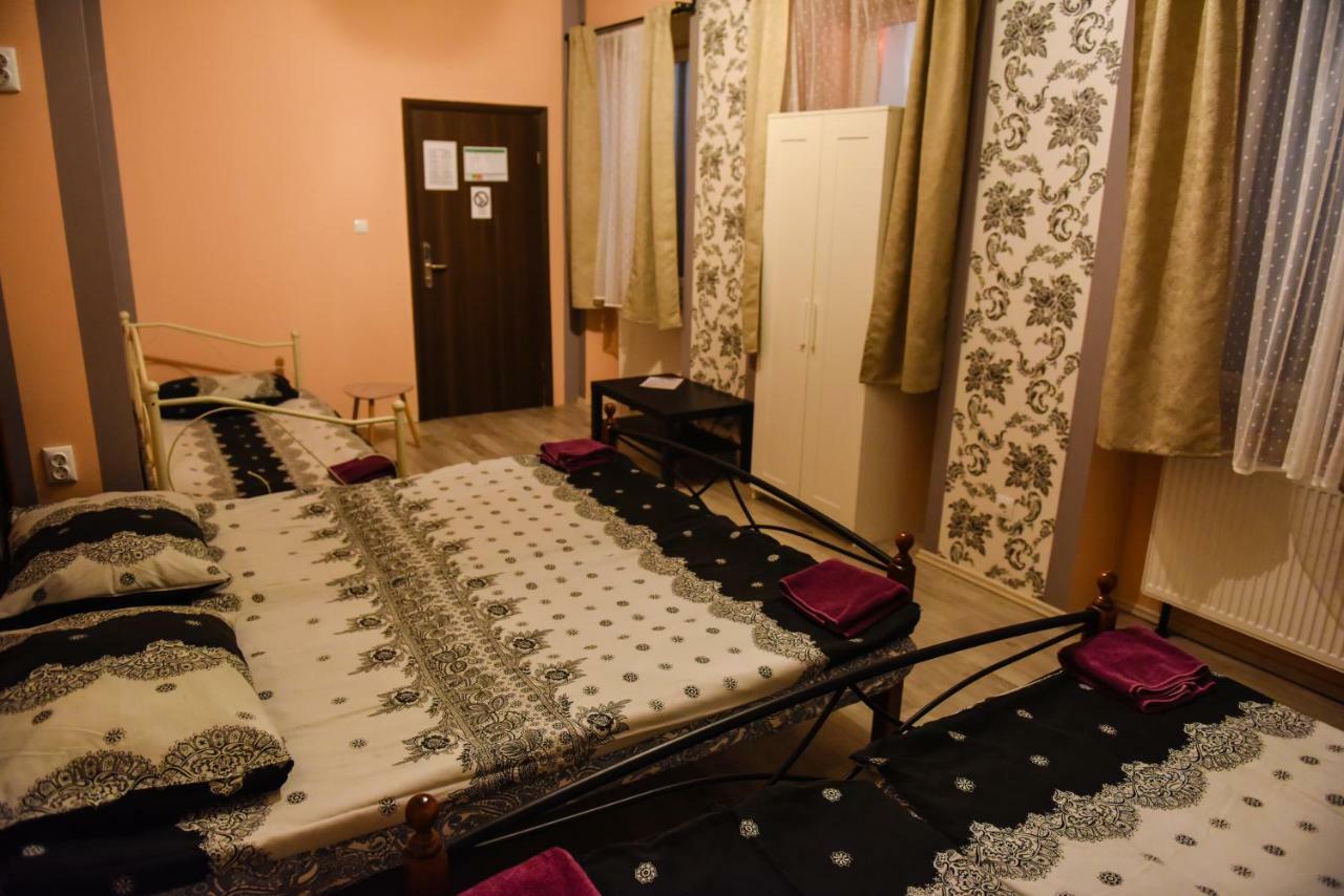 Boutique Hostel Kings N' Queens Zagreb Exterior foto